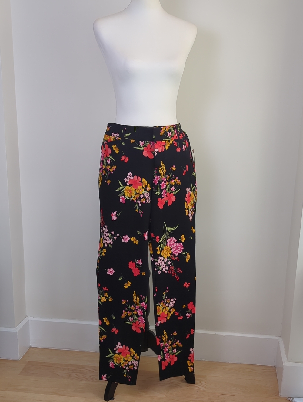 NWT Old Navy Black Floral Pixie Wide Leg Trouser Pants SIZE 14 PETITE